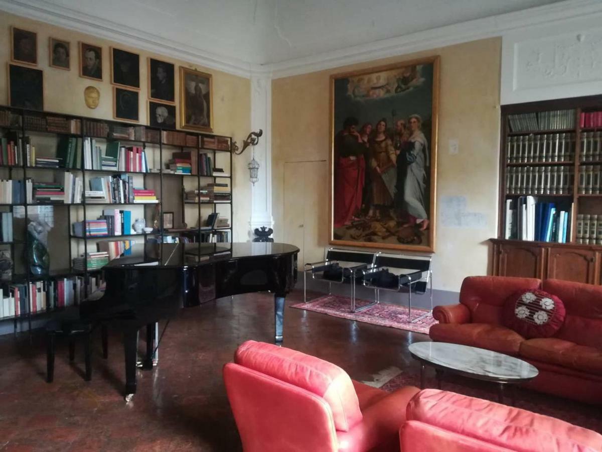 Boutique Apartment Urbino Ngoại thất bức ảnh